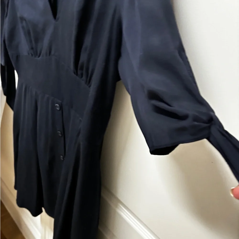 Gianni Bini. Beautiful dress. Navy Blue, lined with pockets - Picture 8 of 8